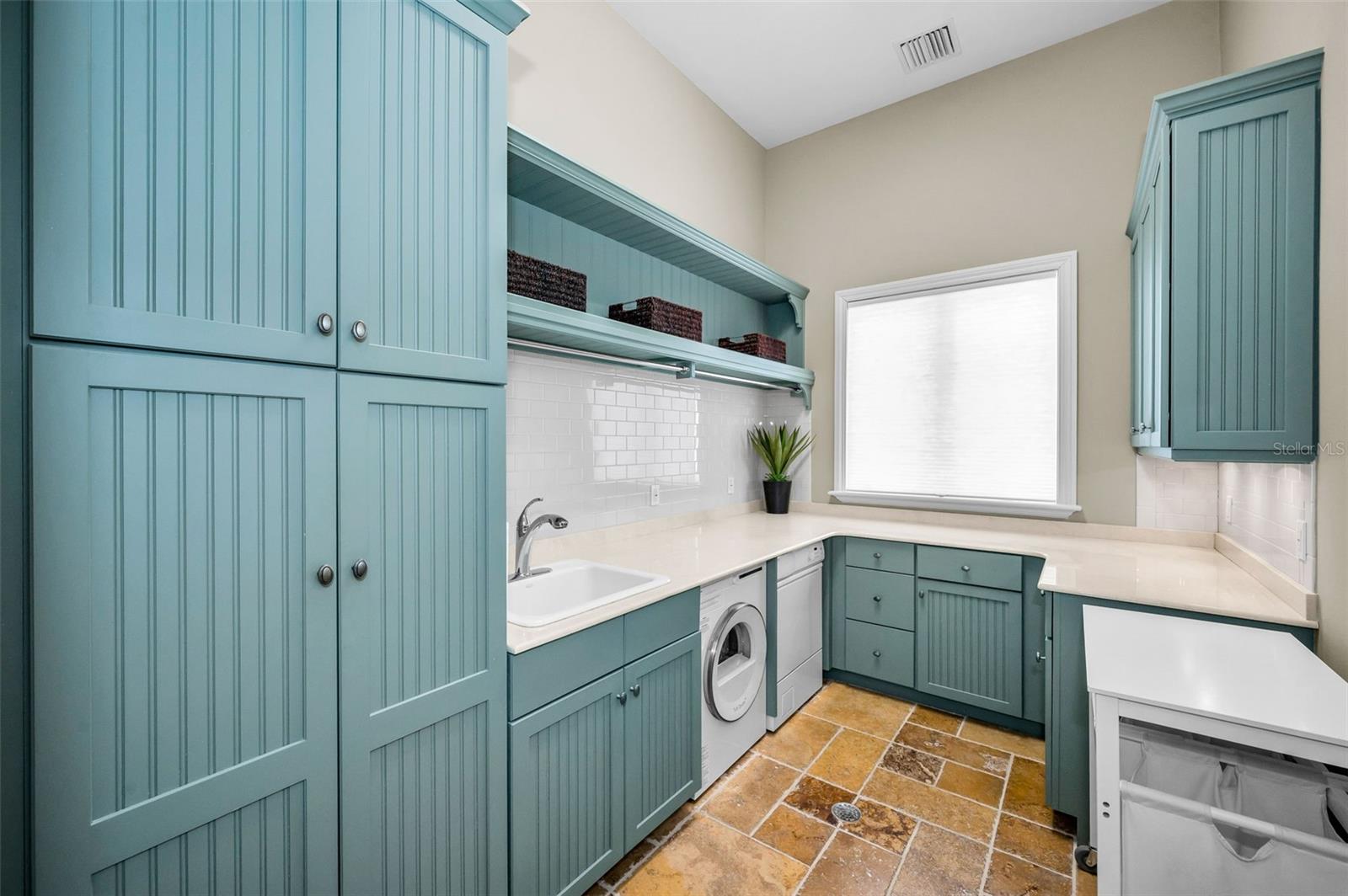 Inside Laundry