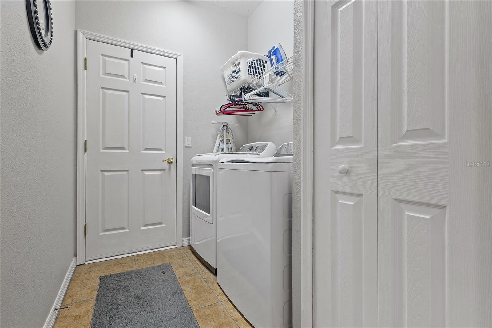 LAUNDRY ROOM WITH CLOSET