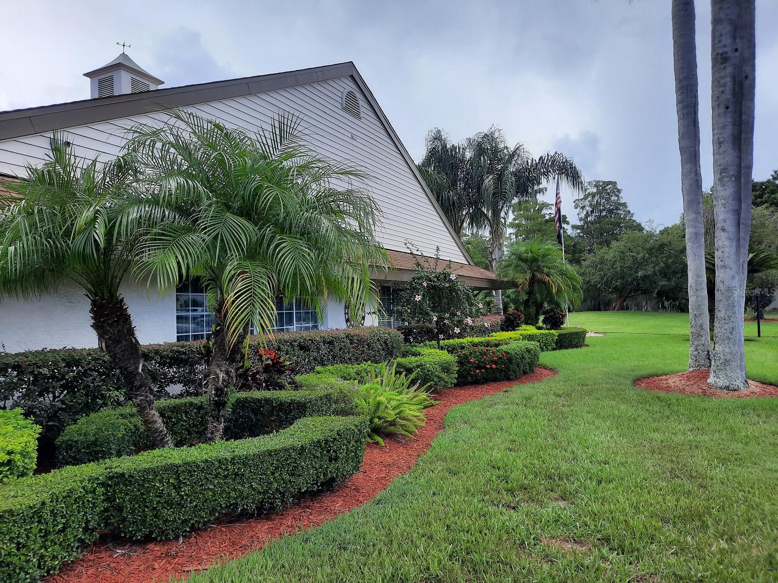 More Great Landscaping at Clubhouse
