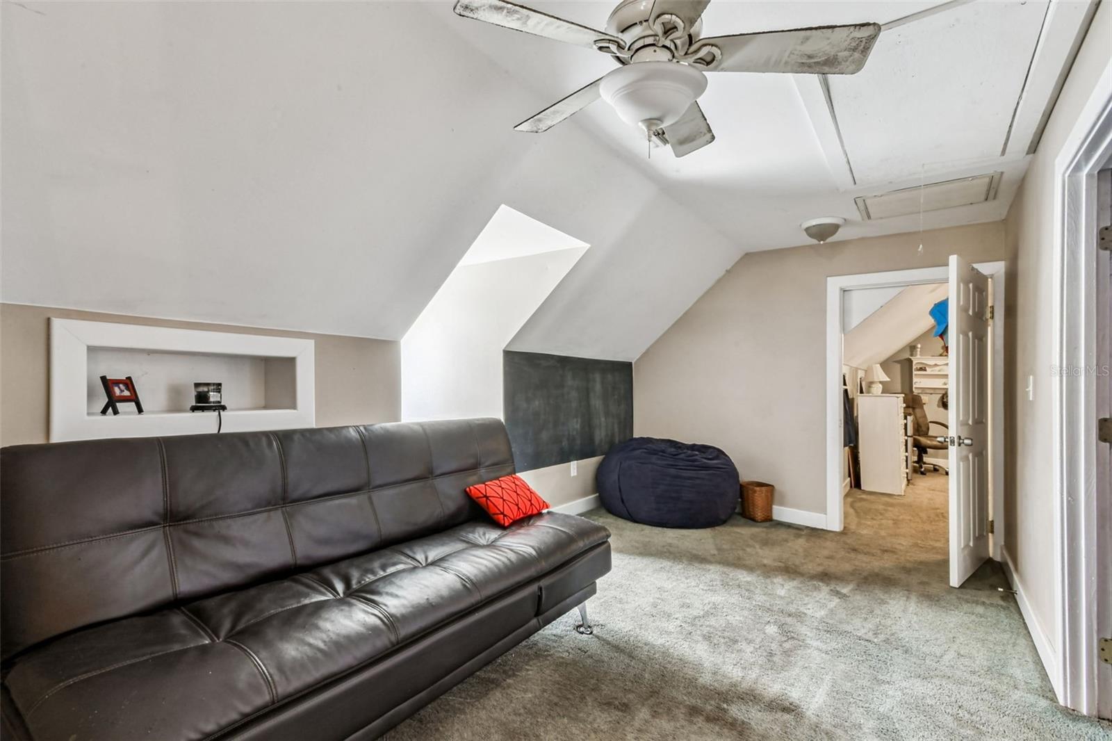 Upstairs landing/hangout area