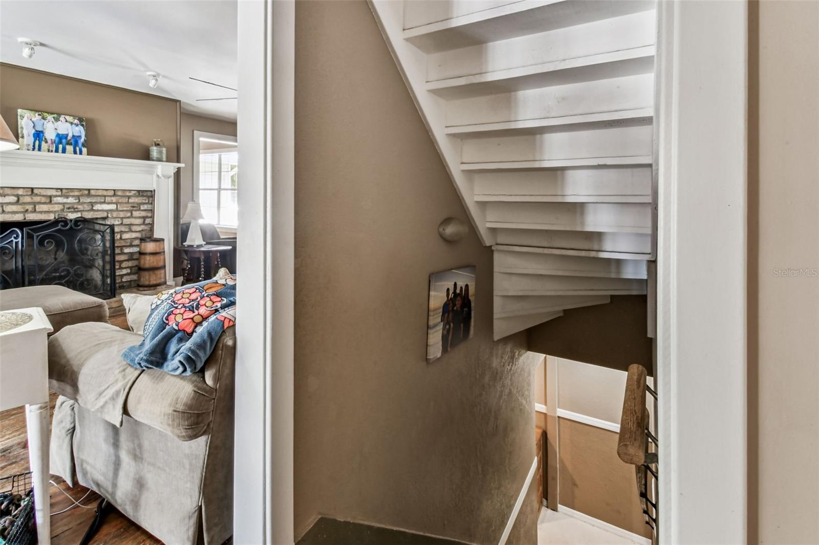 stairs to basement
