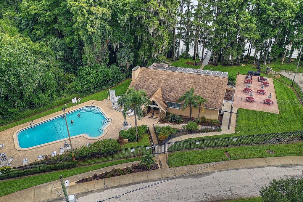 Lake Tarpon Clubhouse/Pool