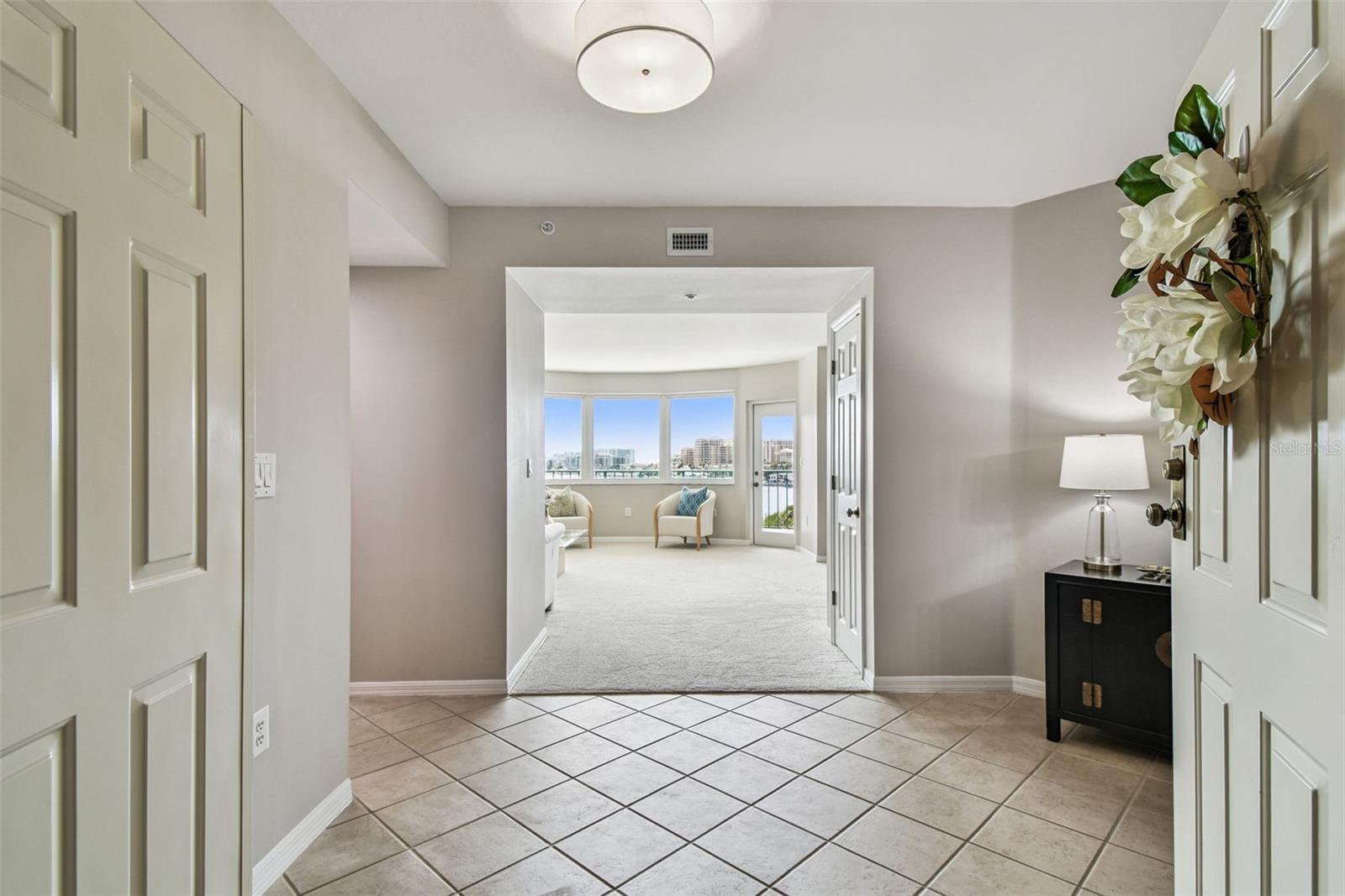 Welcome Home! Entry with a View!
