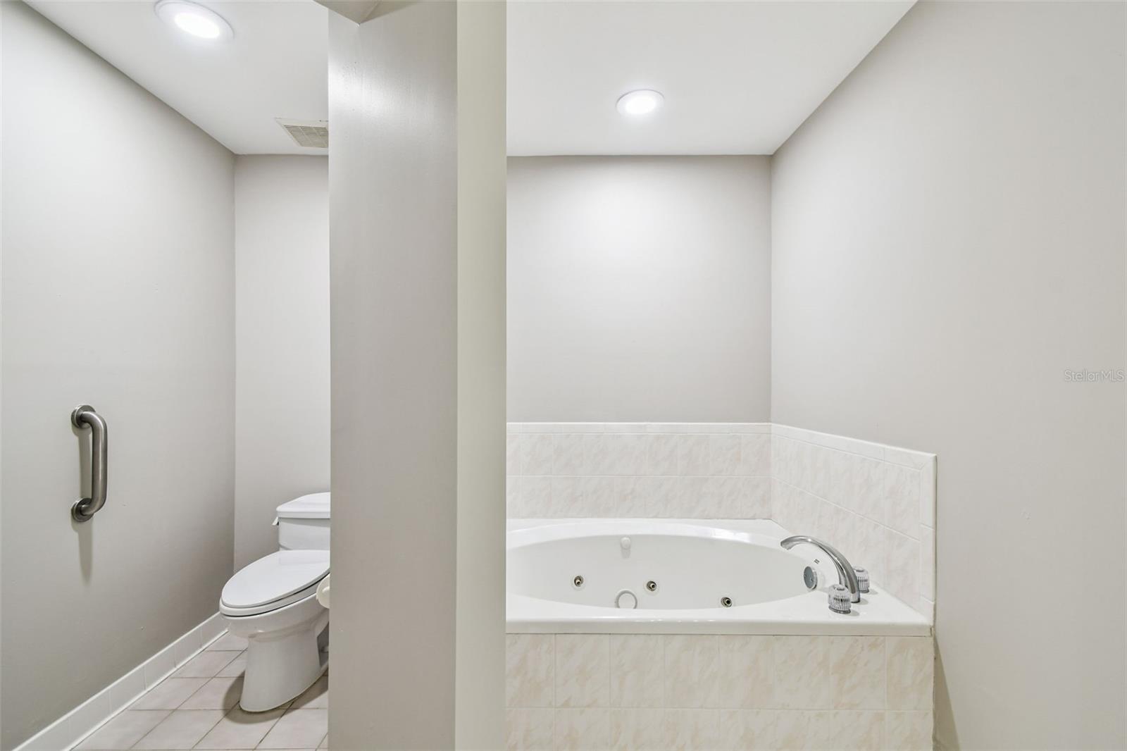 Owners Bathroom