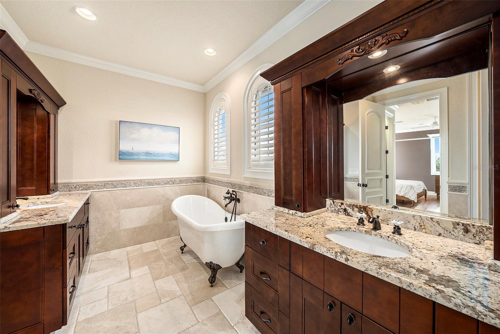 Ensuite Bathroom to 2nd Bedroom - 231 Midway Island, Clearwater FL 33767