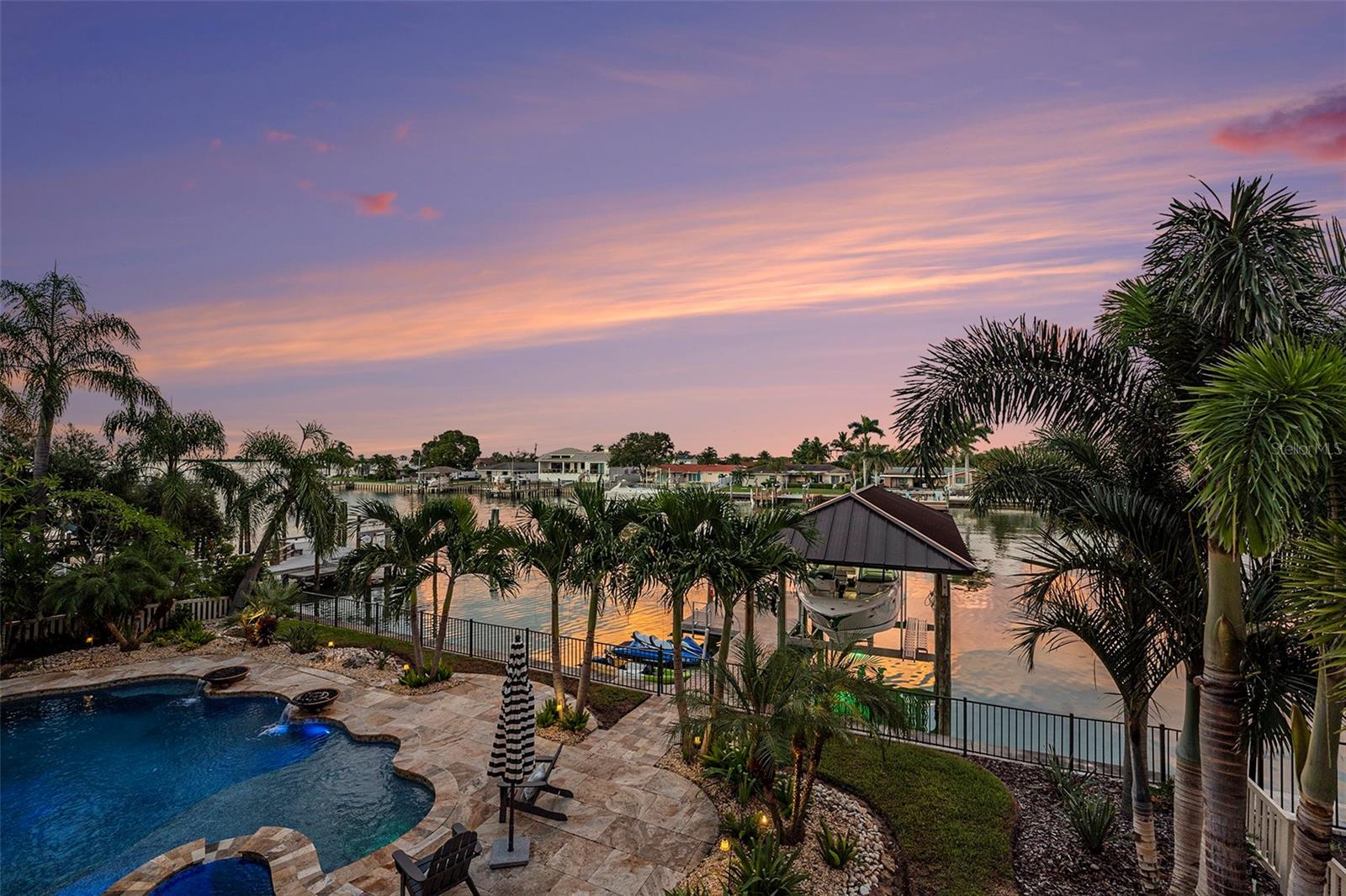 Twilight - 231 Midway Island, Clearwater FL 33767