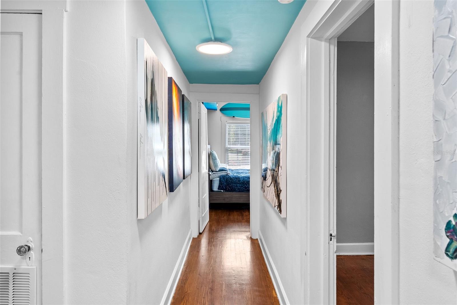 Hall between bedrooms