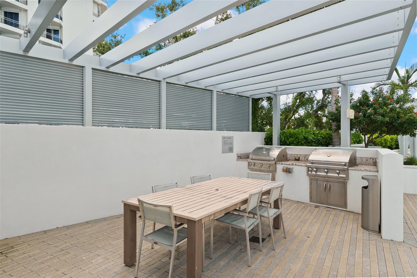 Grill and Al Fresco dining area