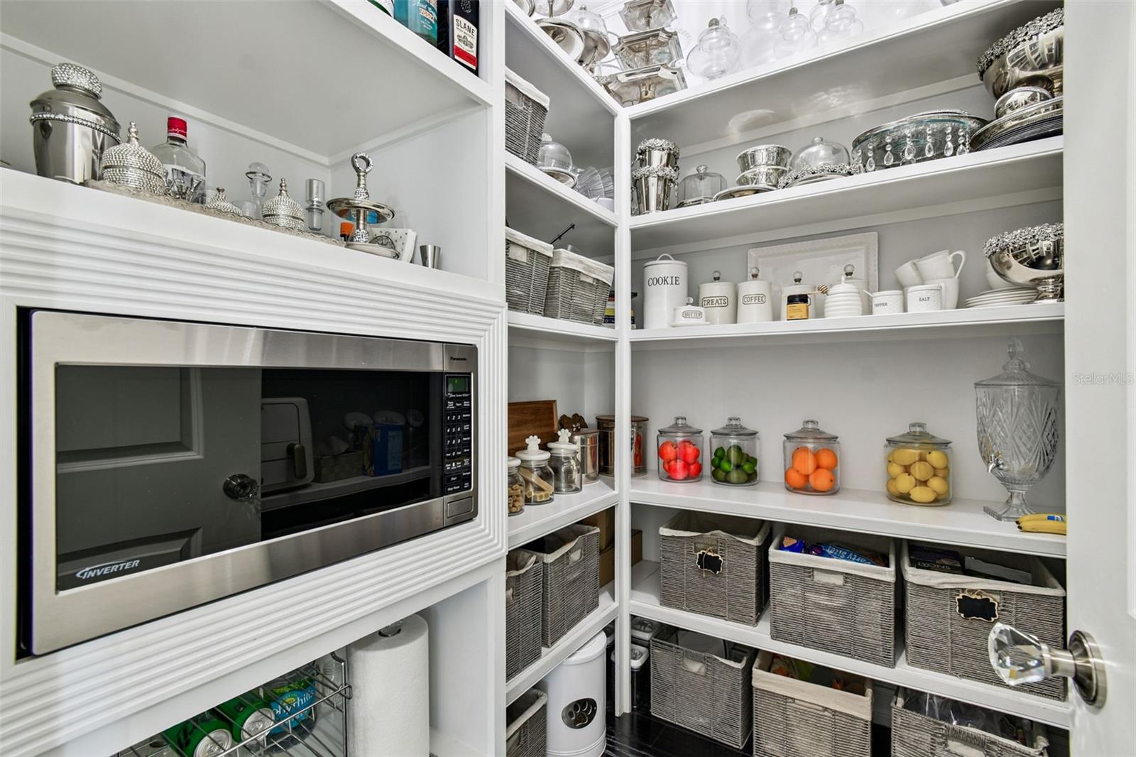 Walk In Pantry