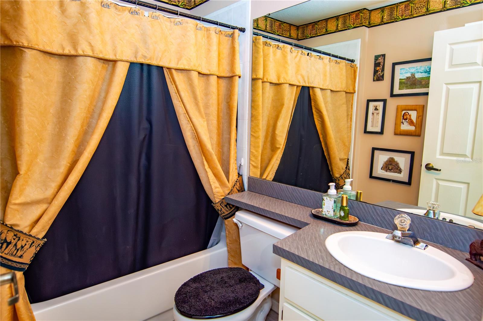 Guest bathroom