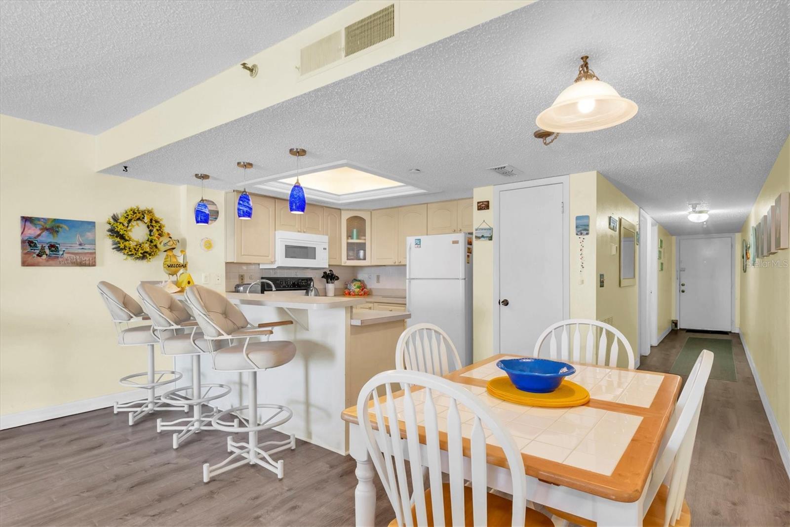 Dining area off the kitchen