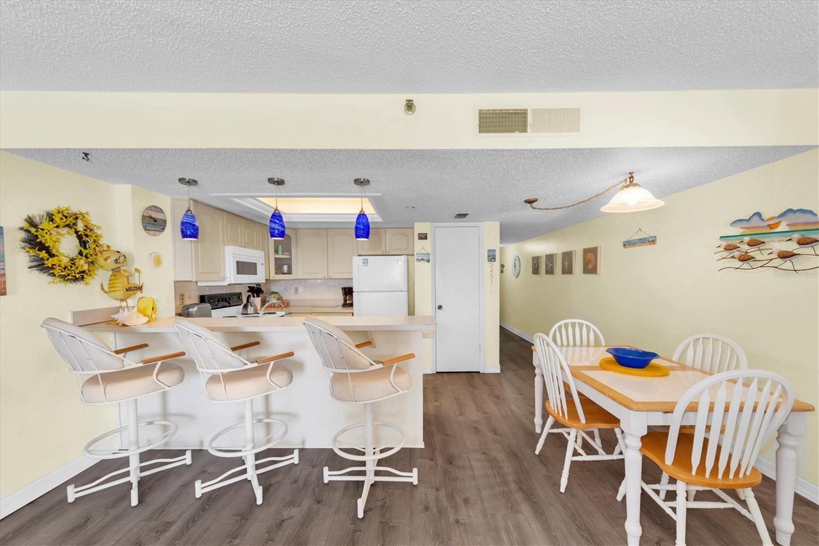 Dining area off the kitchen