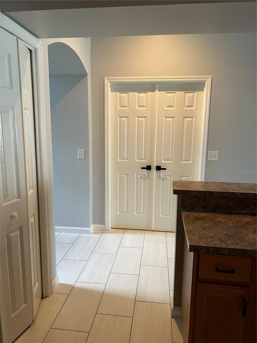 Bonus room entrance