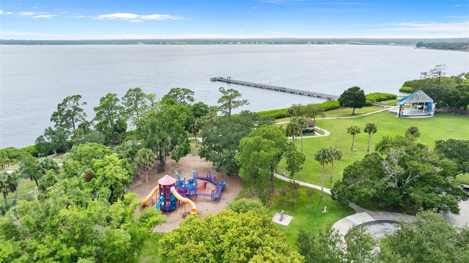 Nearby City Park & Pier