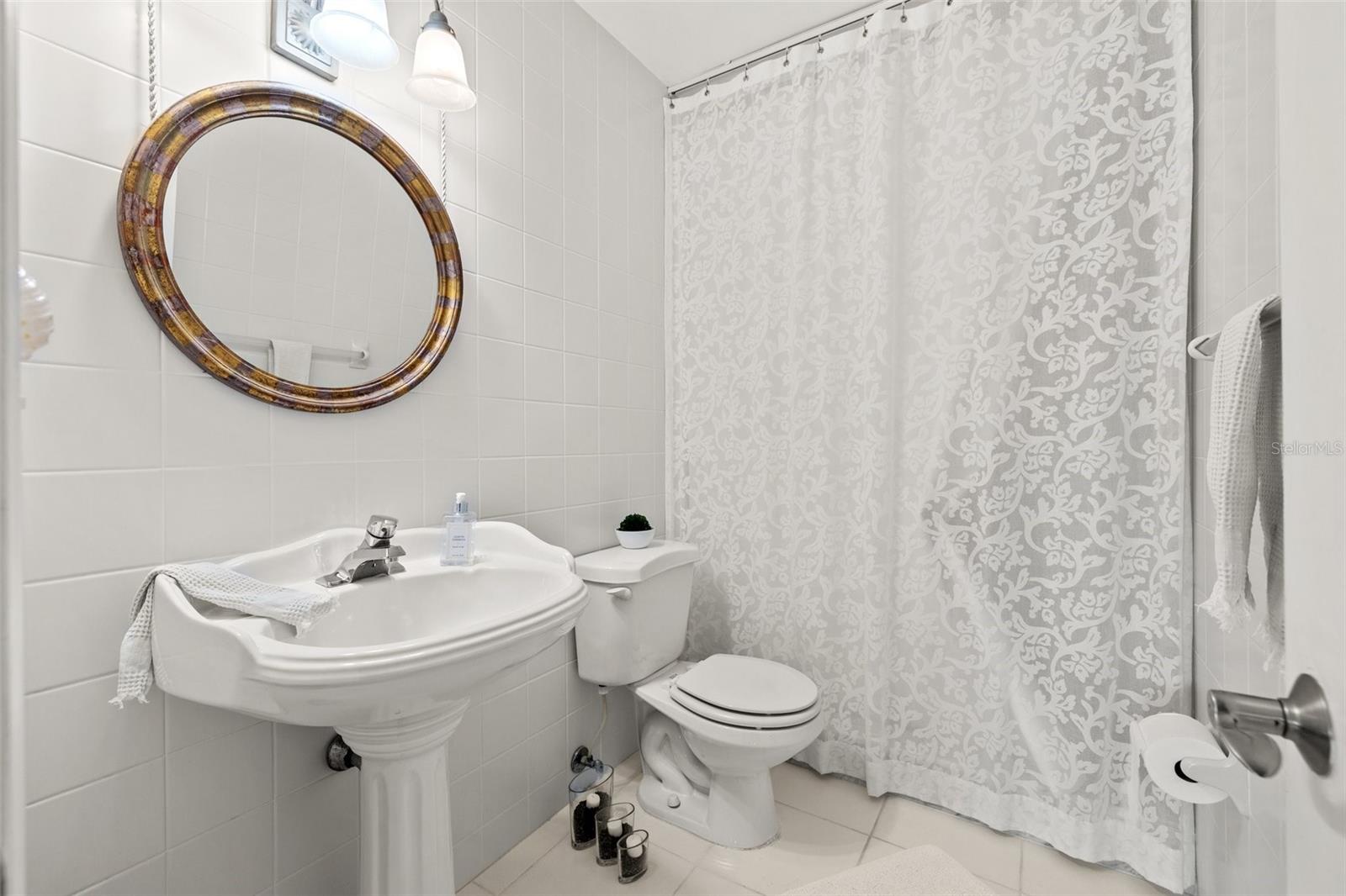 Bathroom 2 with shower - Second Floor