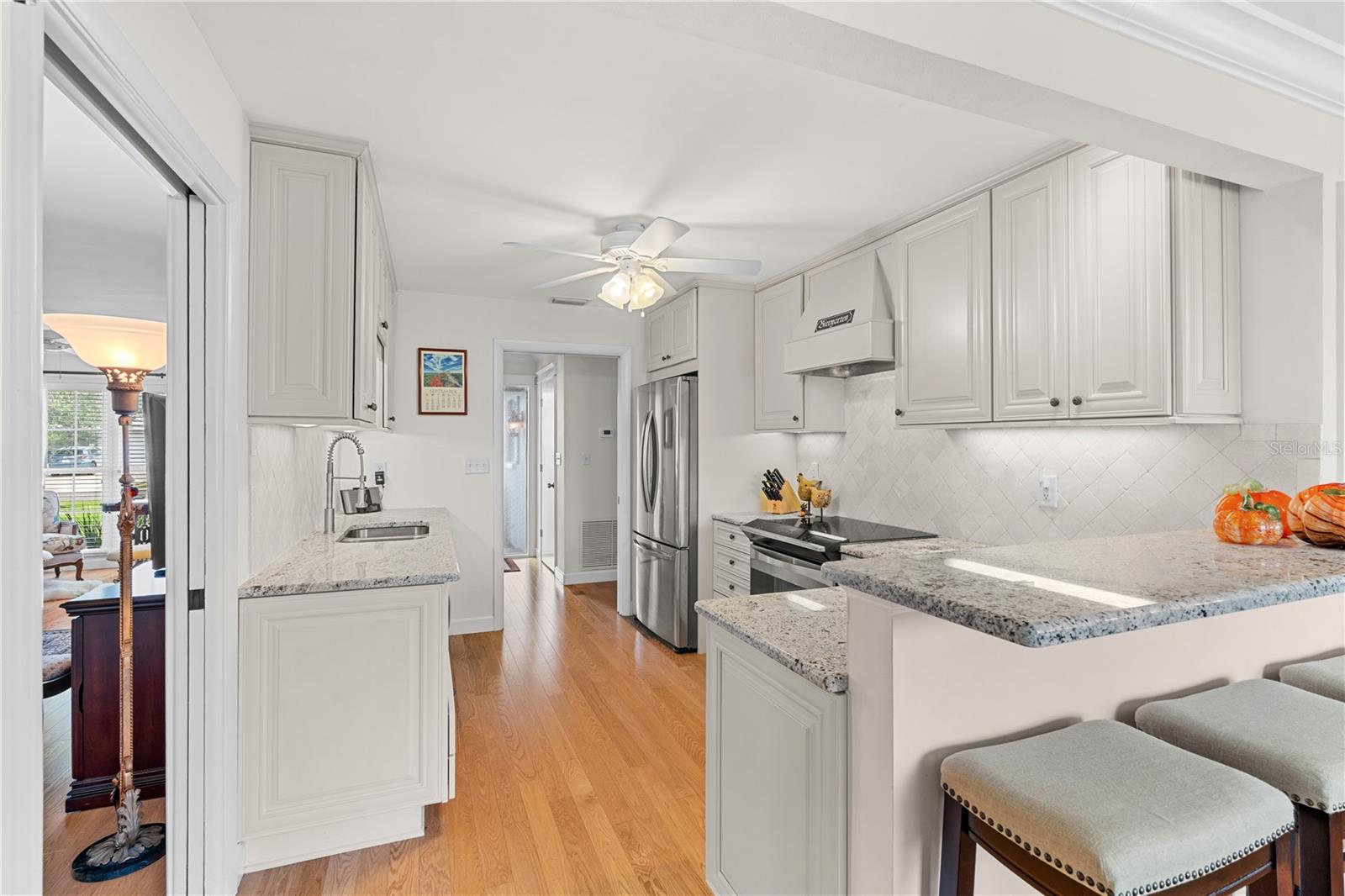 Eat In Kitchen Space