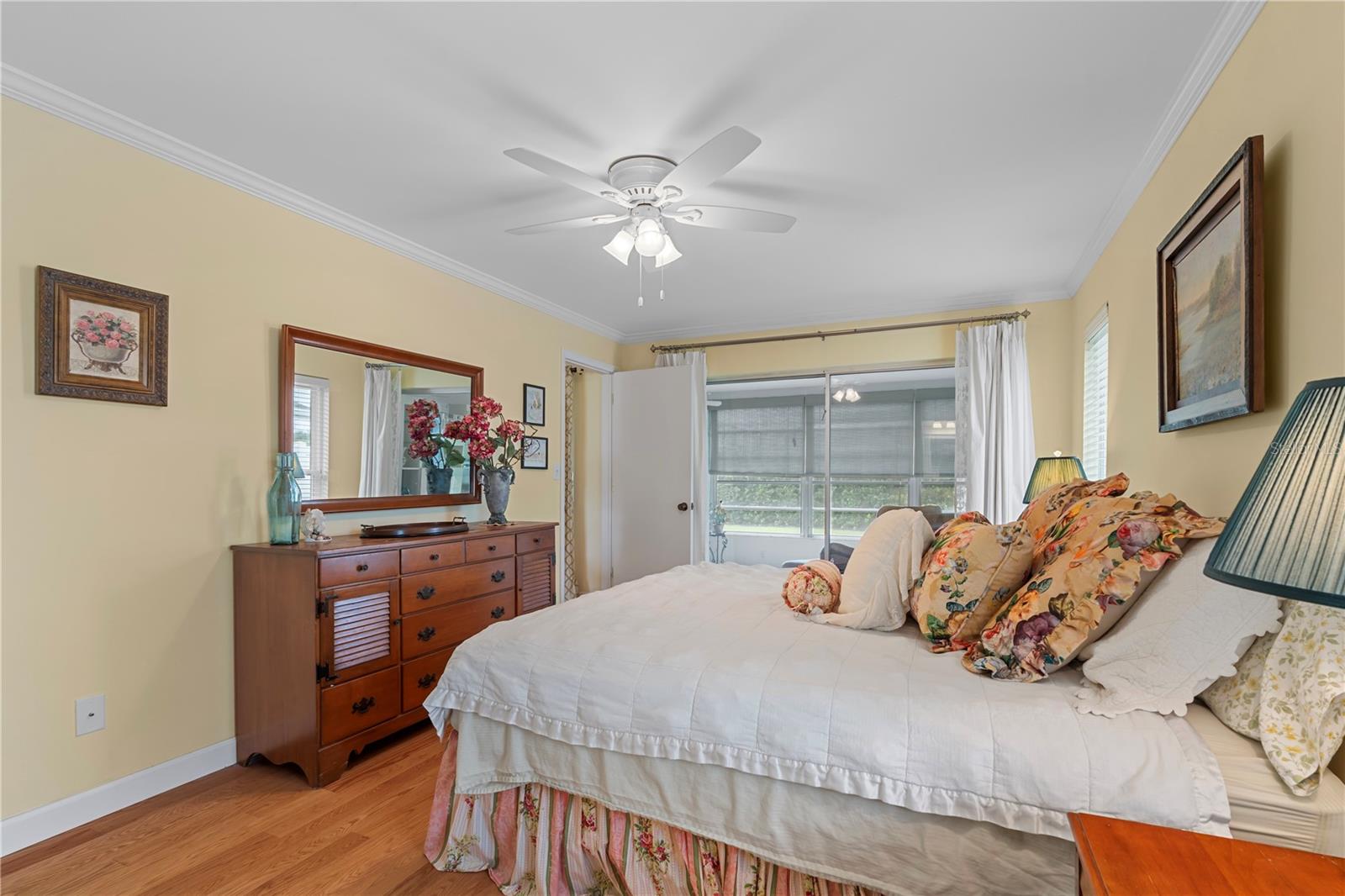 Large Slider to Florida Room