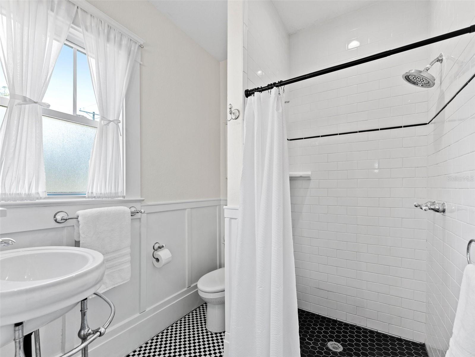 Owners Ensuite Bathroom