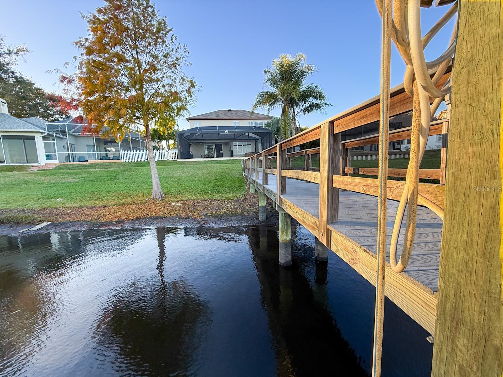 dock side view looking at kayak launch with submerged muck mat