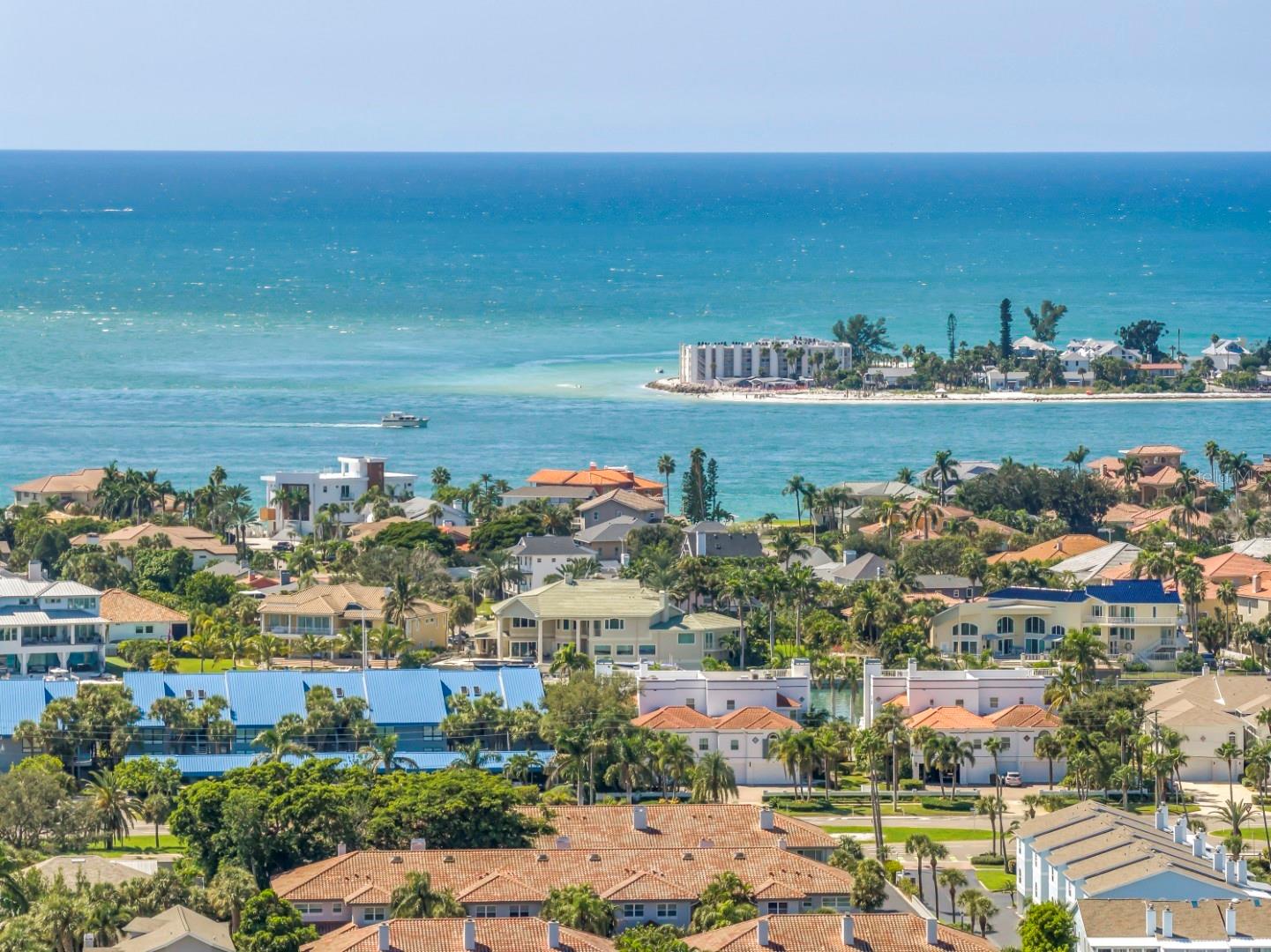 Minutes to Renowned Beaches