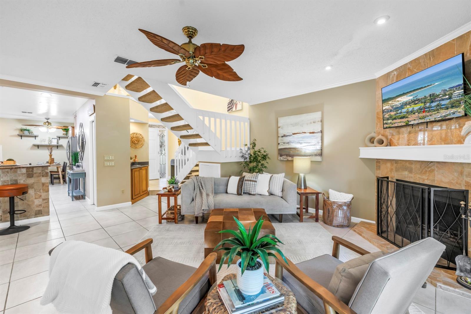 Open Concept Living, Dining, Kitchen
