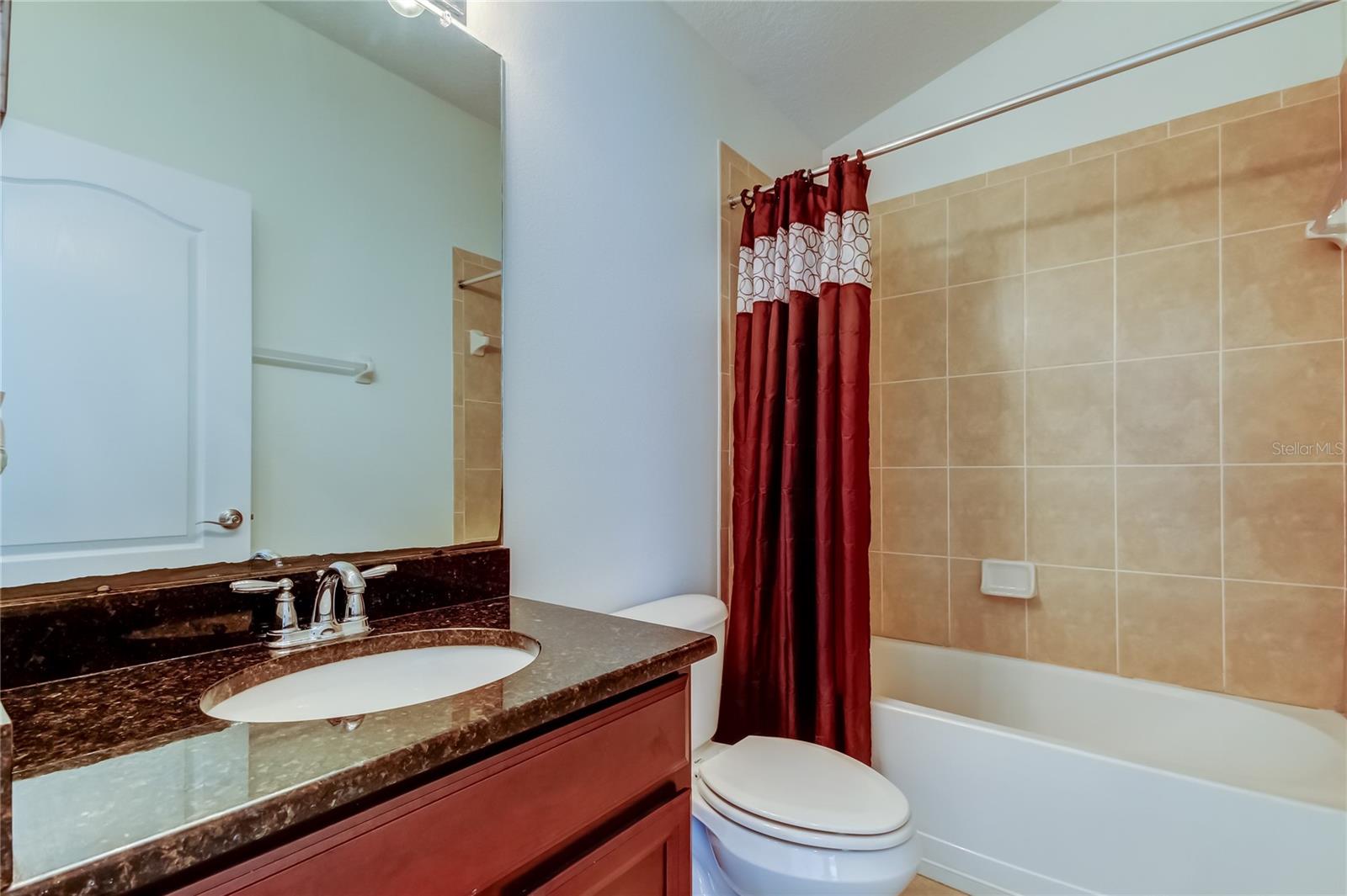 upstairs full bathroom