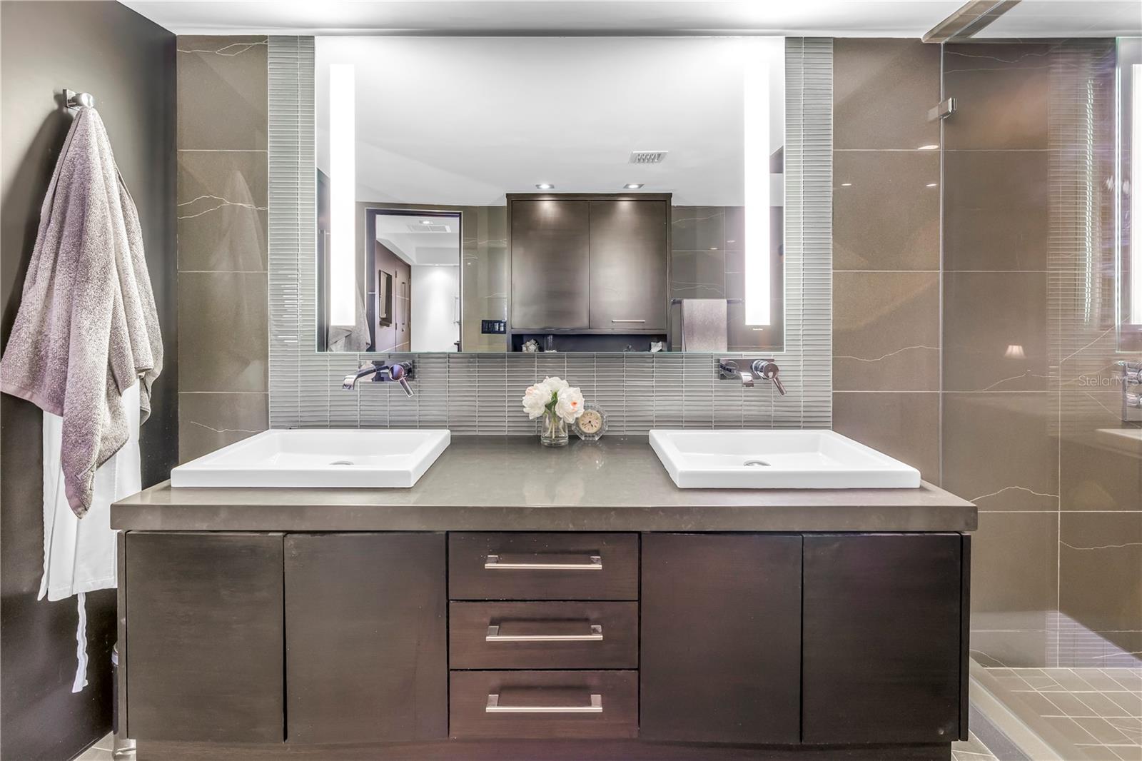 double vanity and lighted mirror