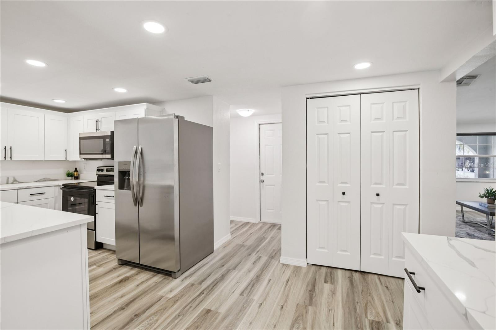 Plenty of cabinet & pantry storage