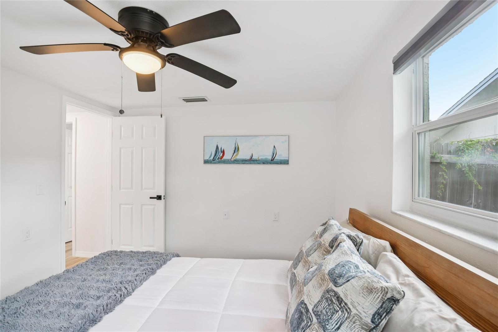 Second bedroom
