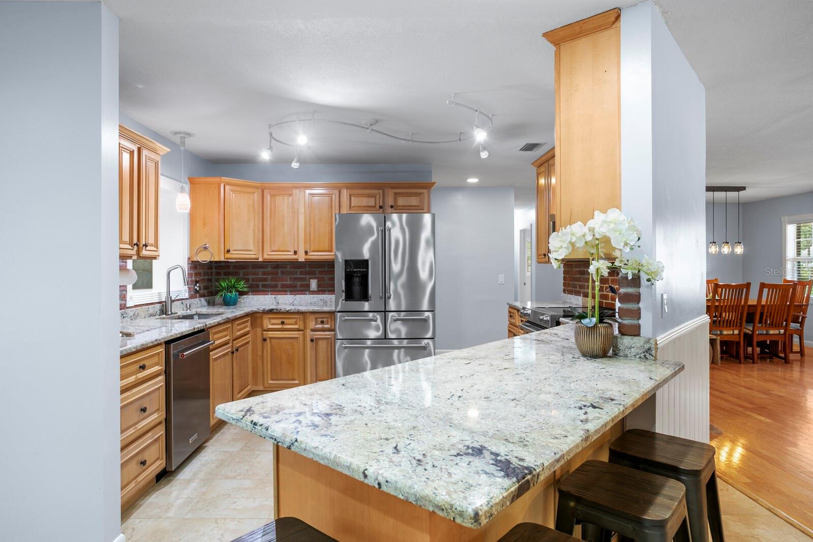 Thick granite counters in the kitchen