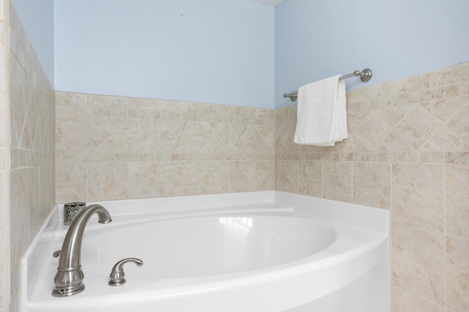 Oversized garden tub