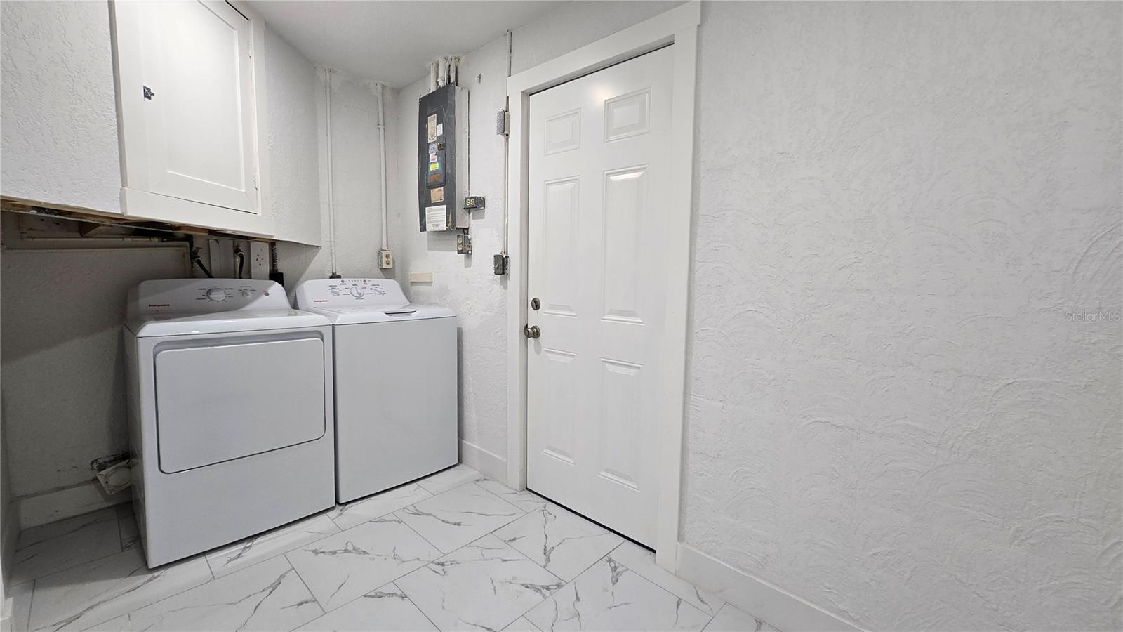 Washer and Dryer come with the House