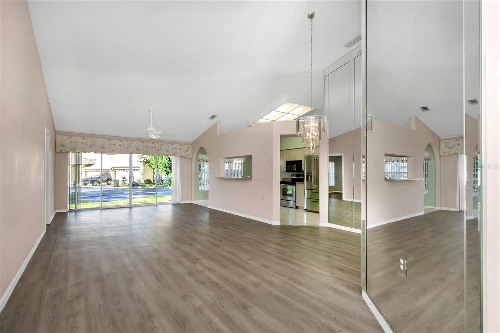 Combined Living/Dining