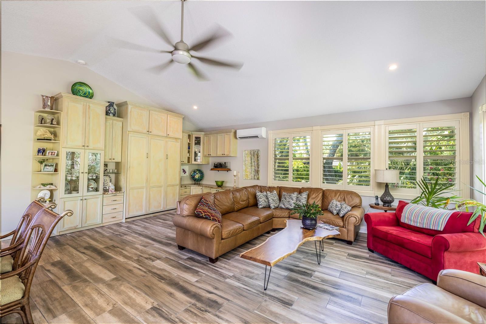 Family room with Murphy bed, could be a 3rd bedroom