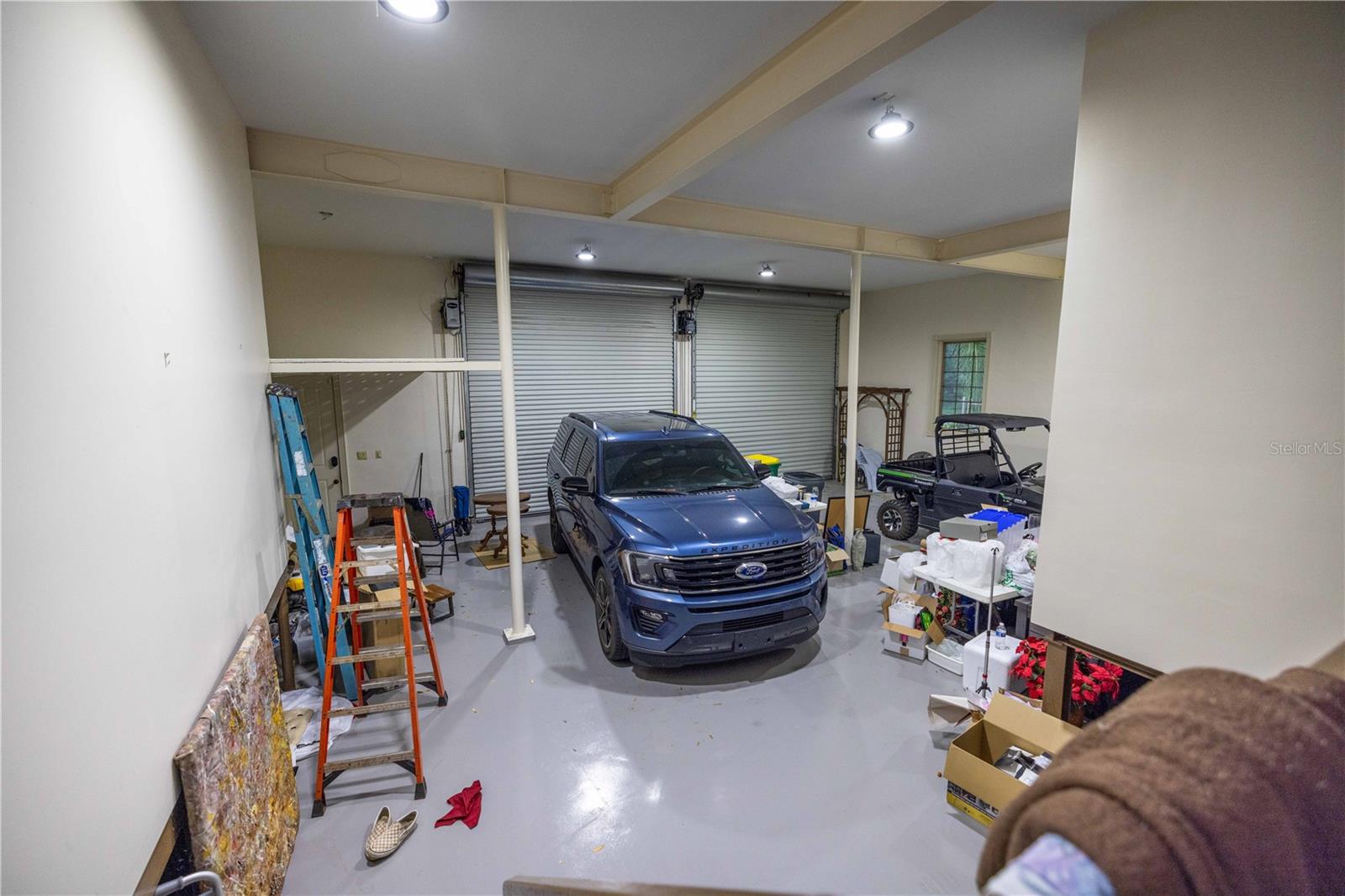 Garage in Guest house