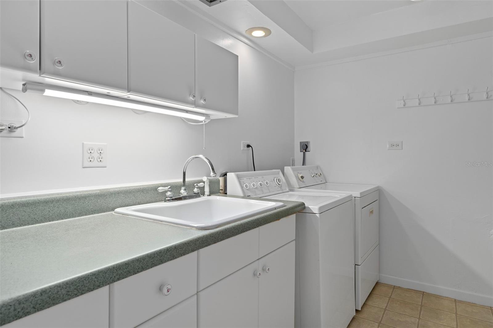 Laundry with 3/4 kitchen