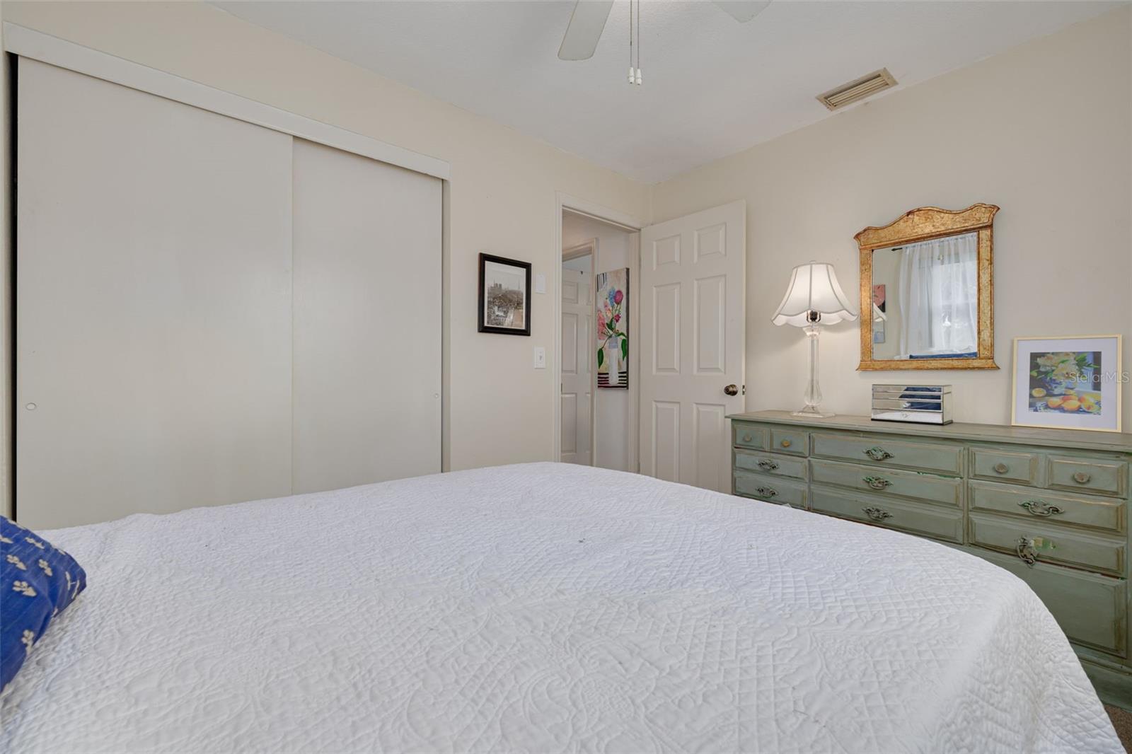 2nd Bedroom