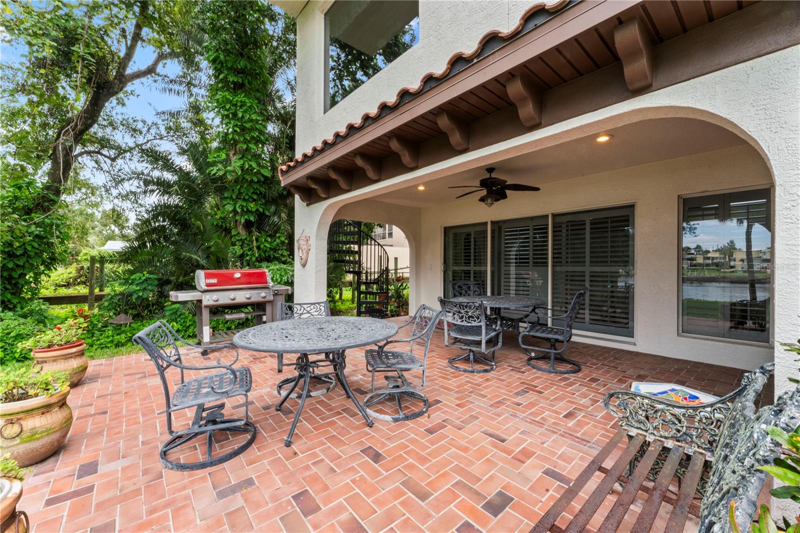 Open Lanai