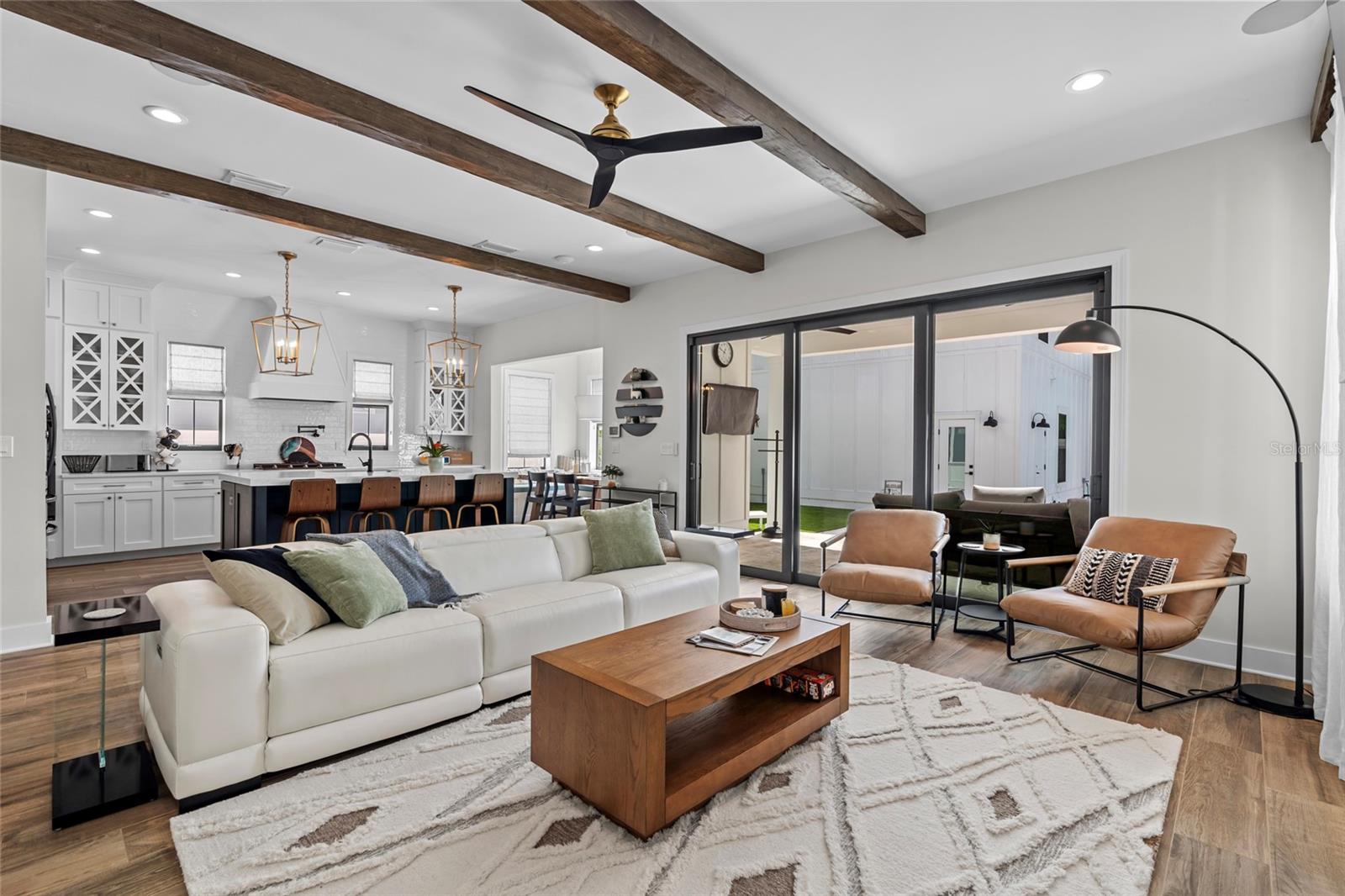 10 foot ceilings