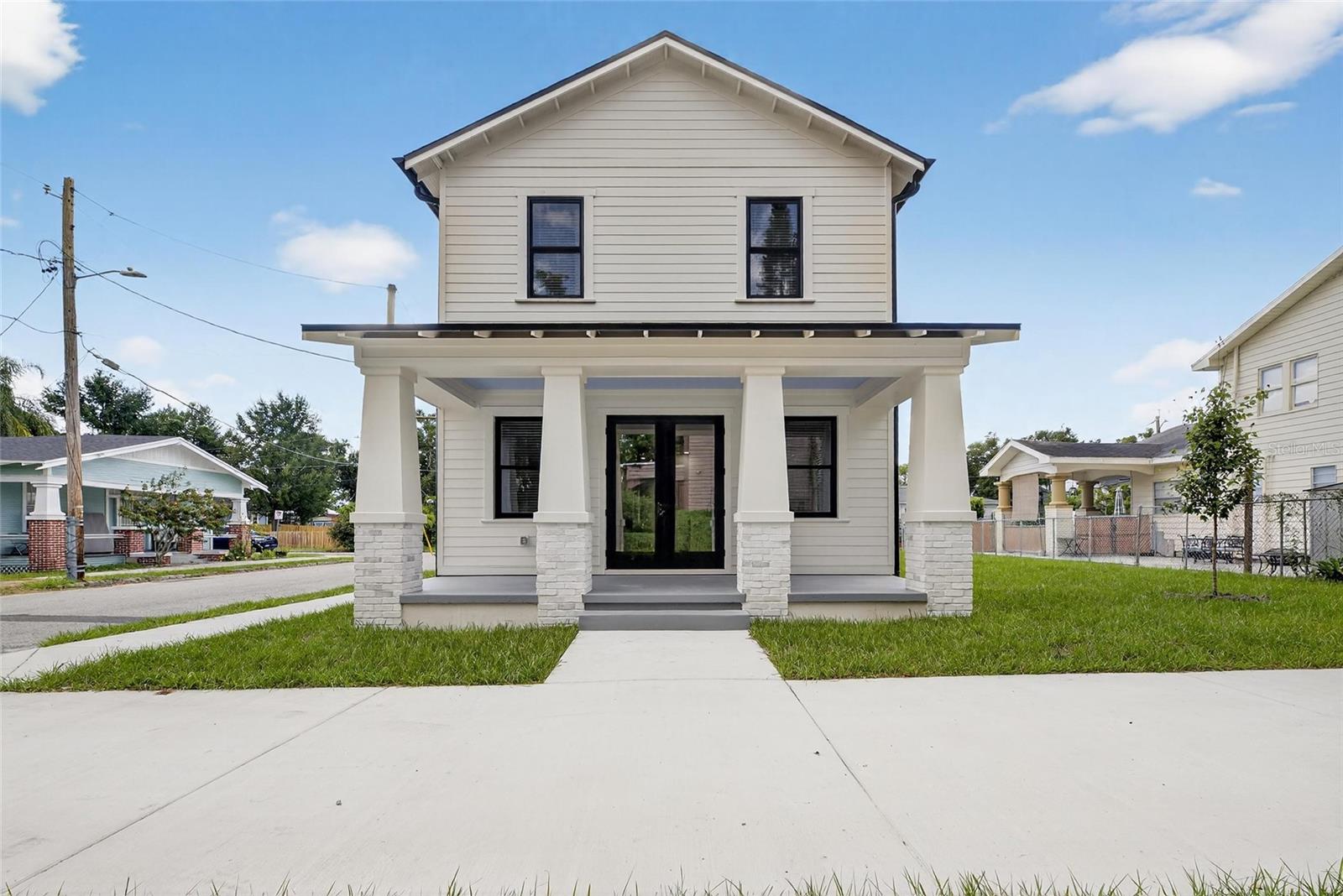 Back porch - driveway