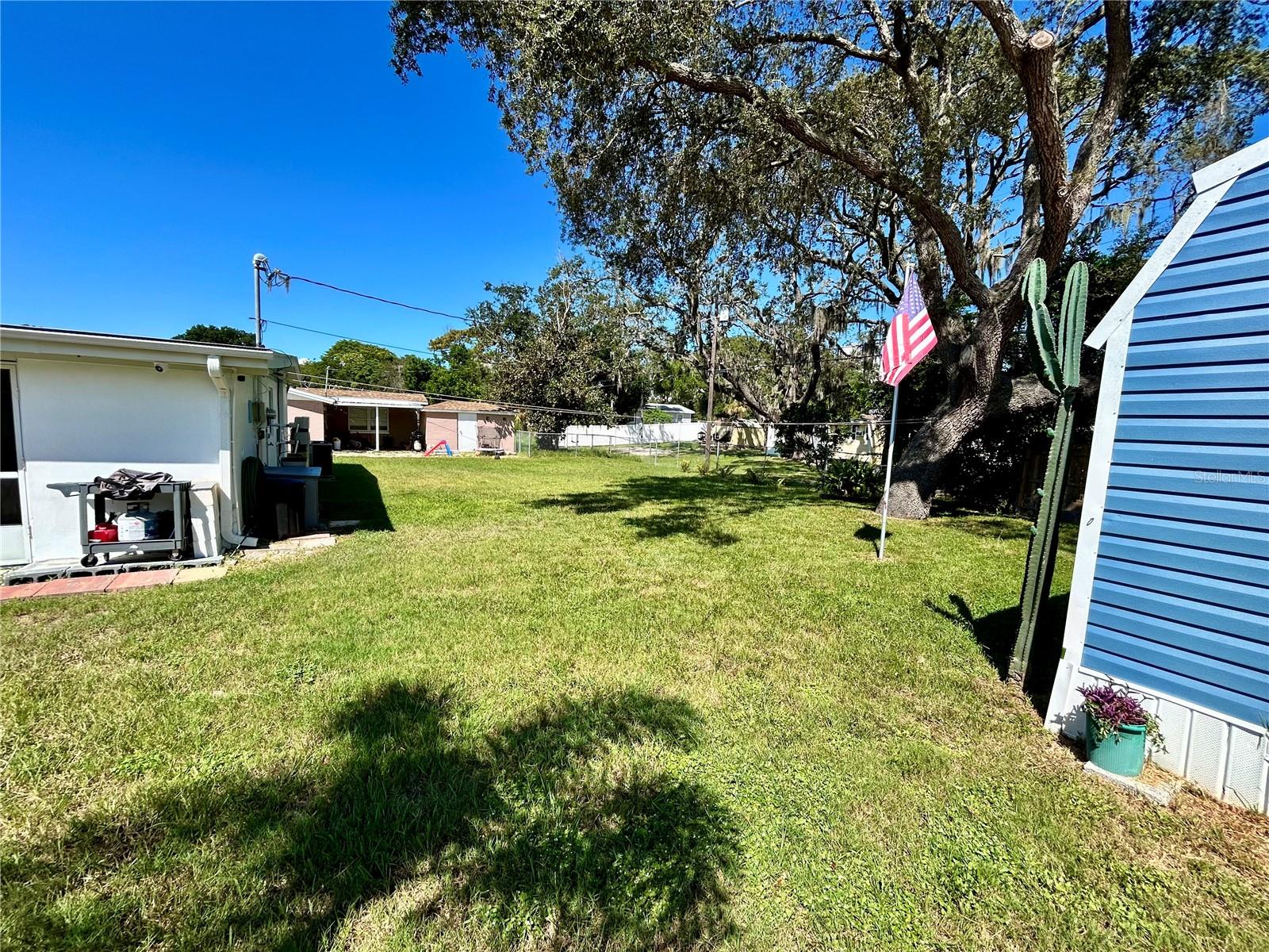 3 lots,