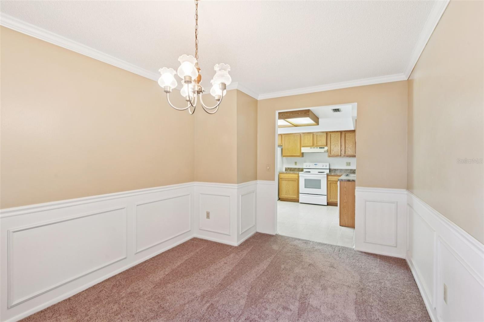 Dinning room/Office/Den/4th bedroom