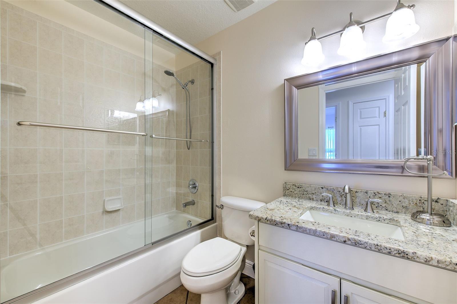 Full Hallway Bathroom