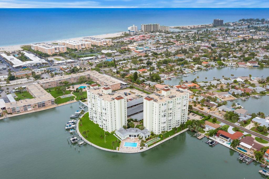 Three Palms Pointe- Close proximity to the beach!