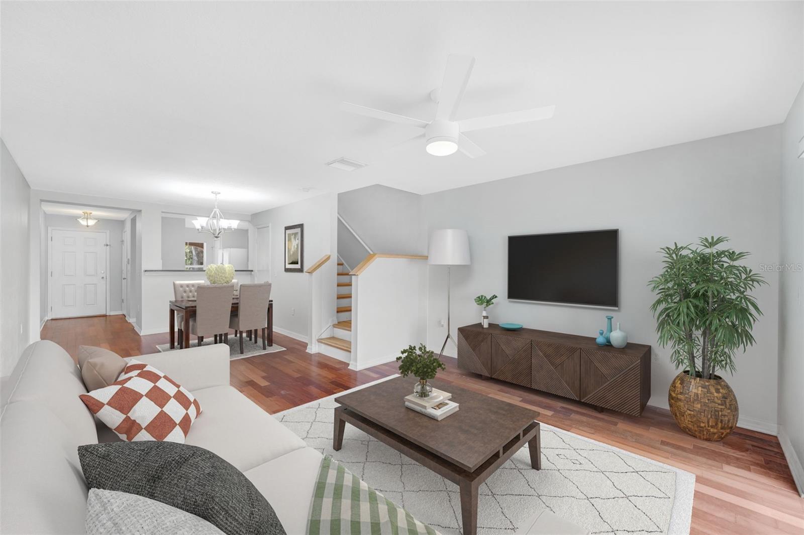 Living room & Dining Room