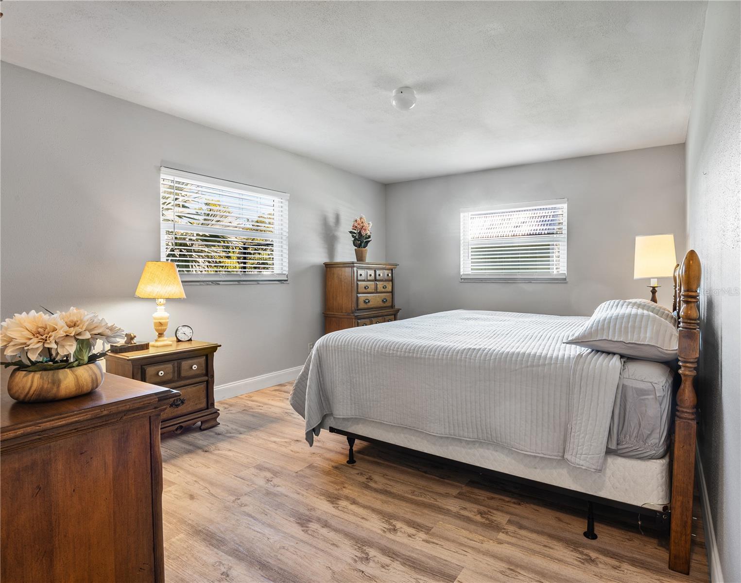 Huge Primary bedroom