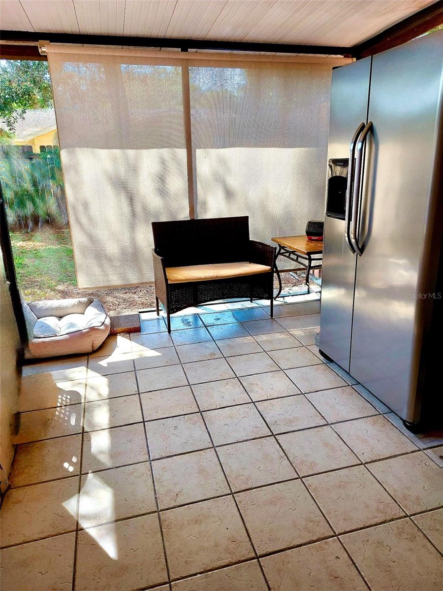 Rear screened patio