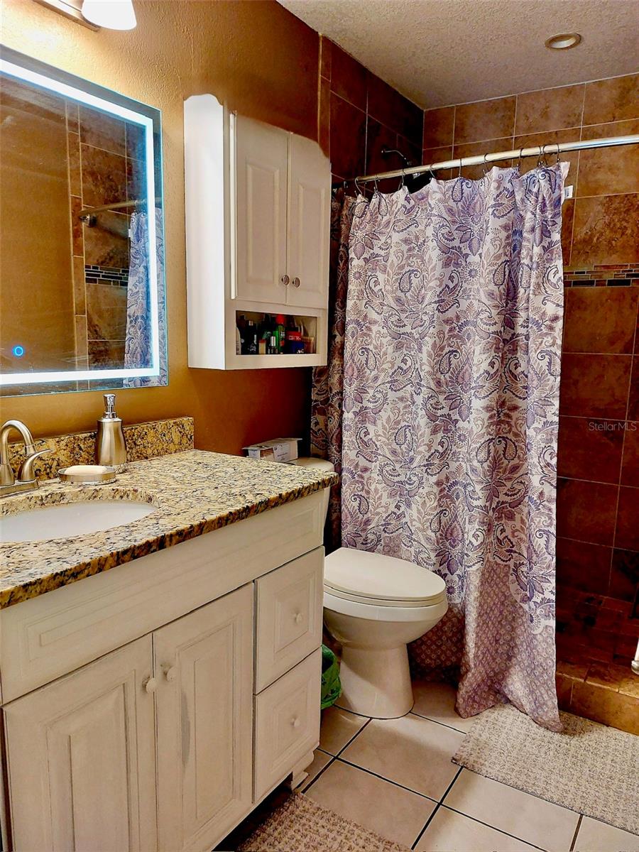 En-suite bath