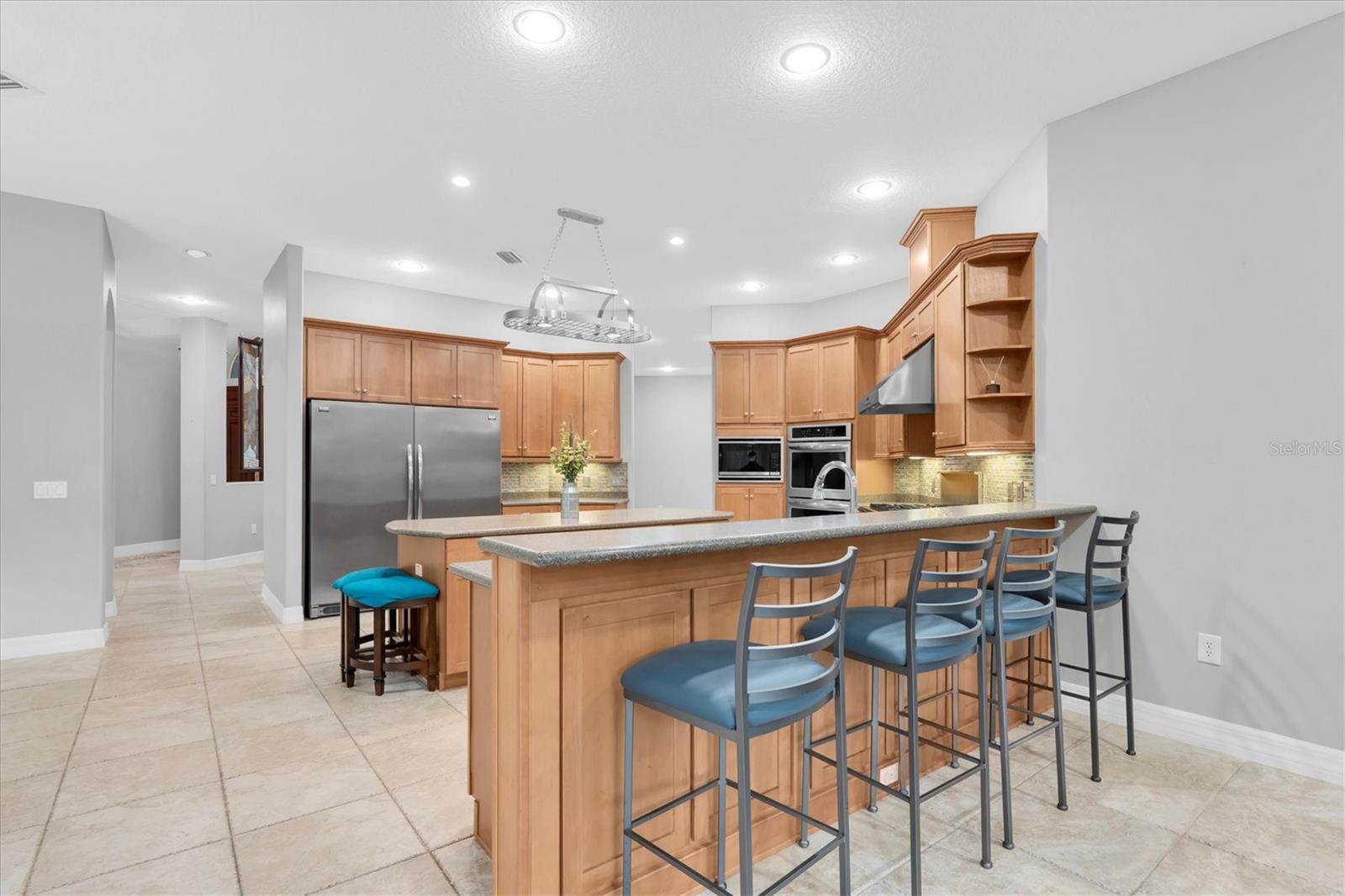 Breakfast bar