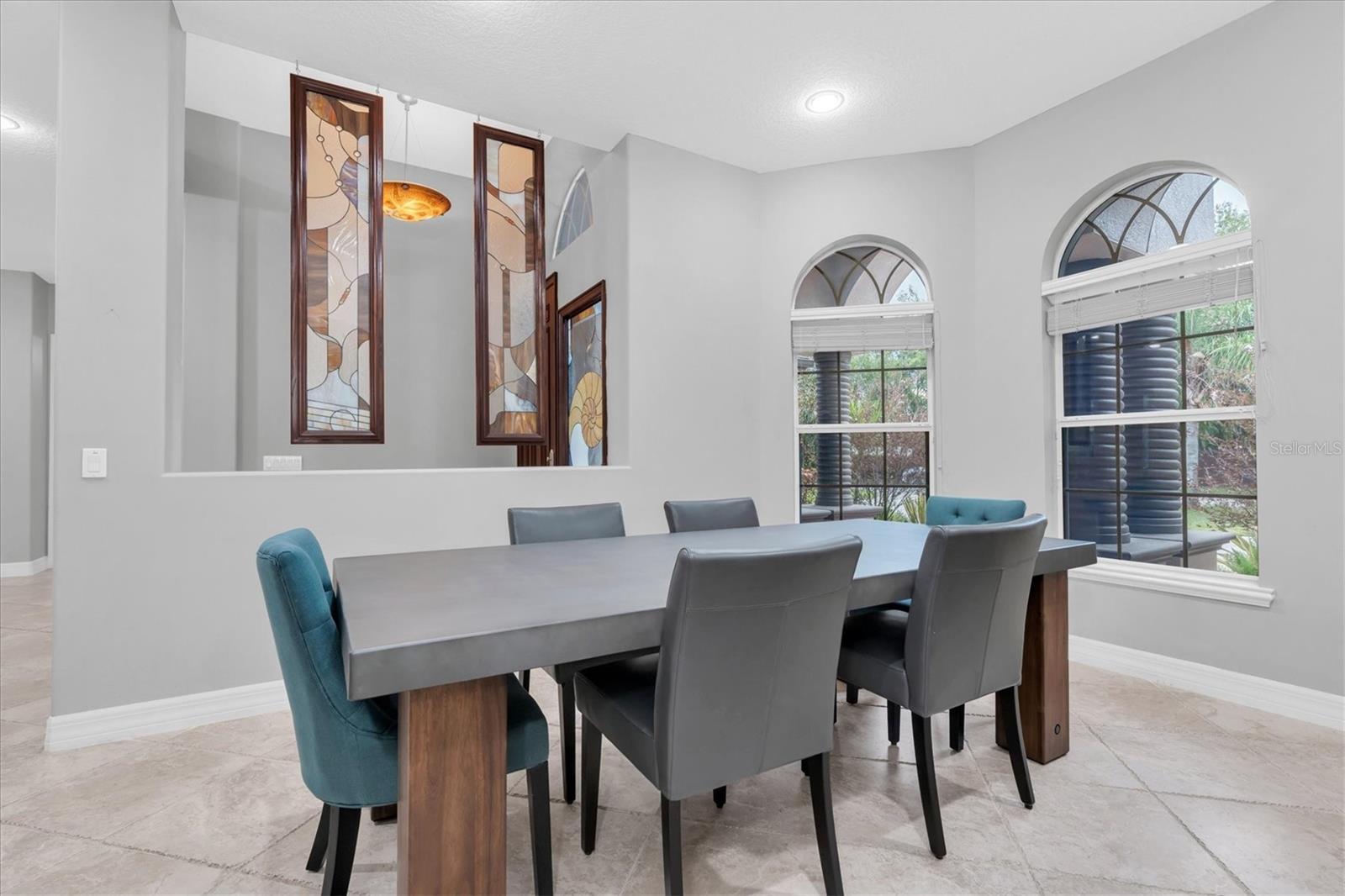 Dining room by entrance